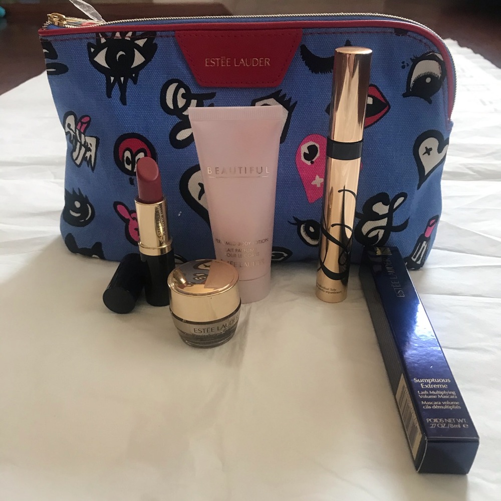 Estée Lauder-Makeup